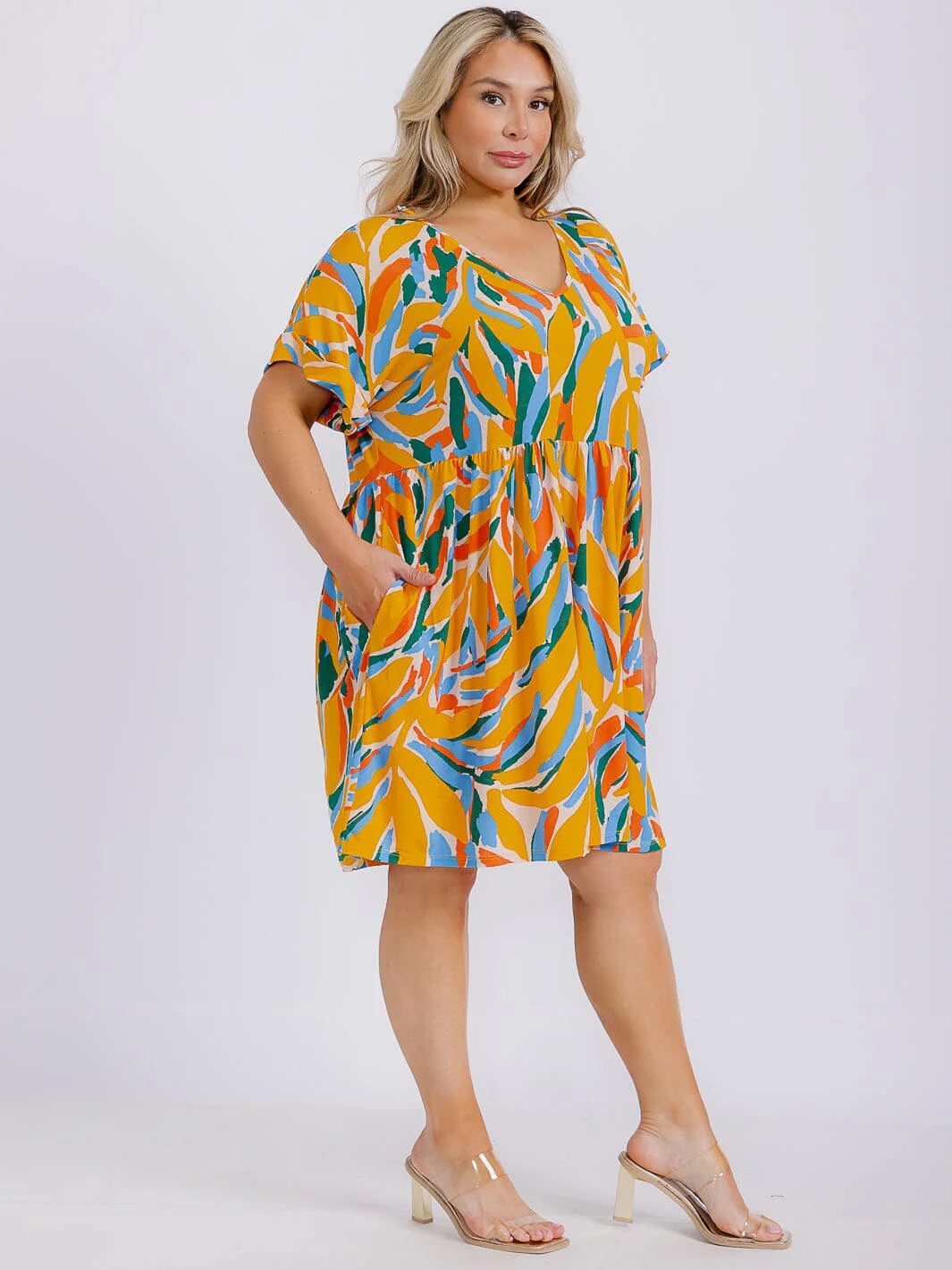 PLUS SIZE MINI DRESS