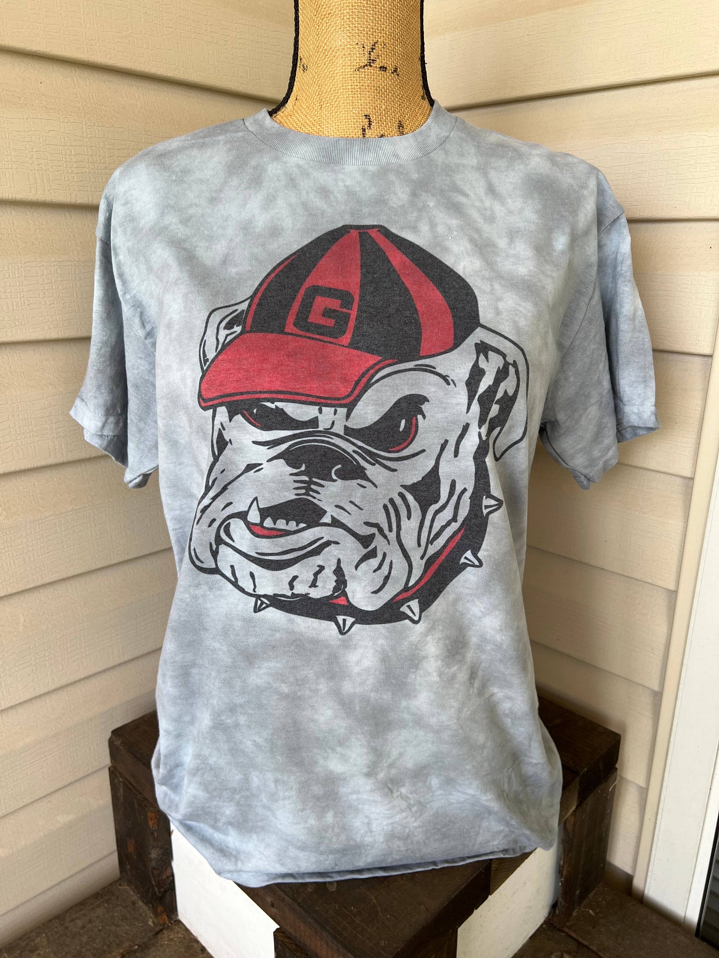 Retro Bulldog Dyed Tee